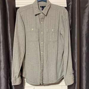 GAP Men's Light Gray Flannel Button-Down Shirt - Size Medium